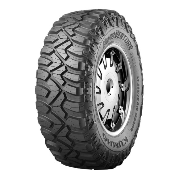 Шины Kumho  235/85/16  Q 120/116 MT-71   старше 3-х лет